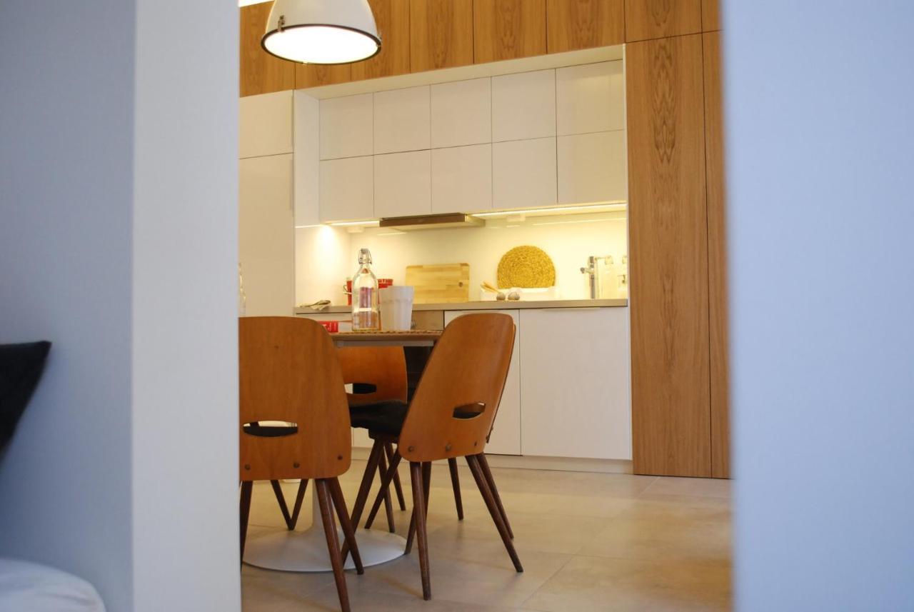 Stylish Studios Apartment In The City Center With Air Conditioning Budapest Exterior photo