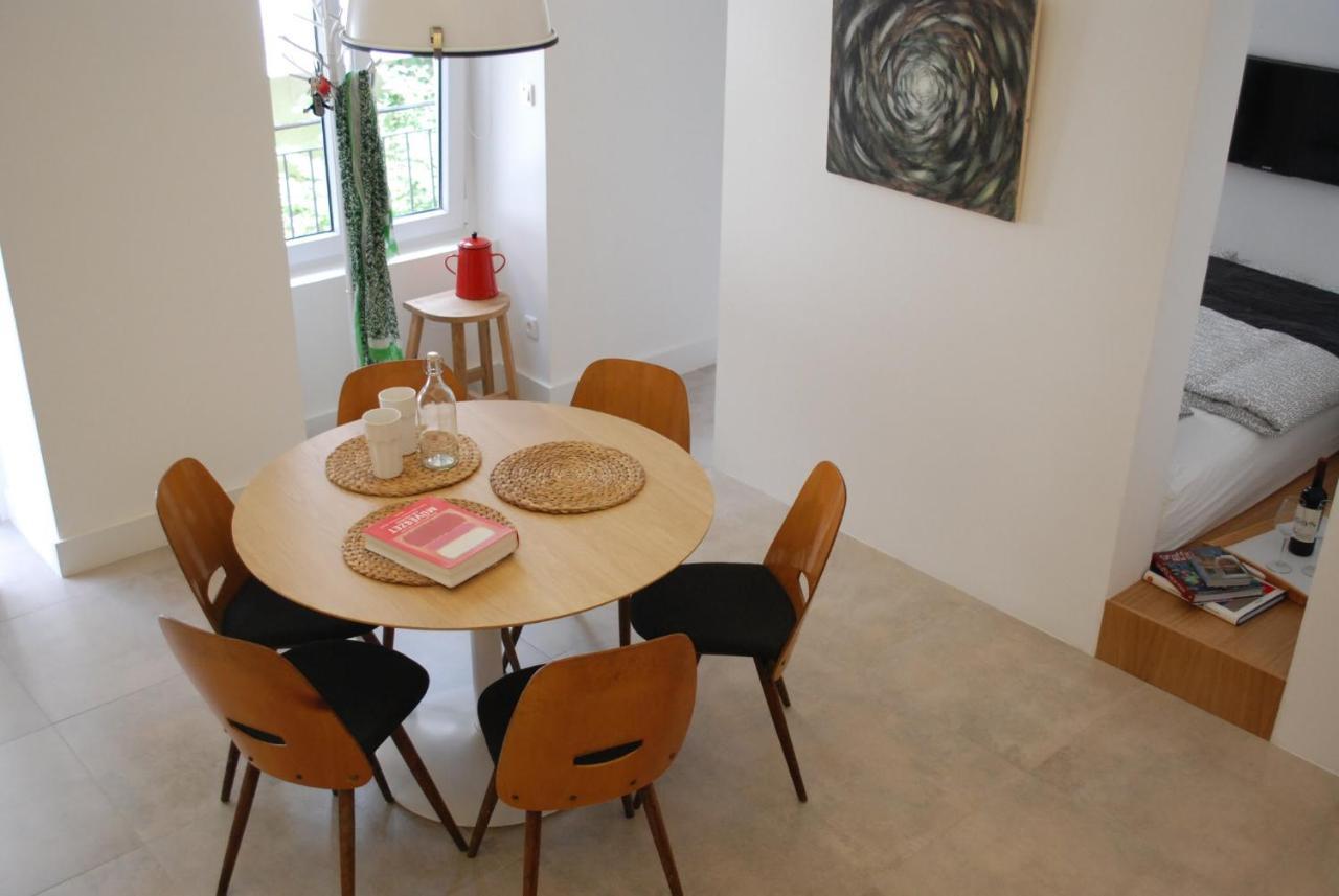 Stylish Studios Apartment In The City Center With Air Conditioning Budapest Exterior photo